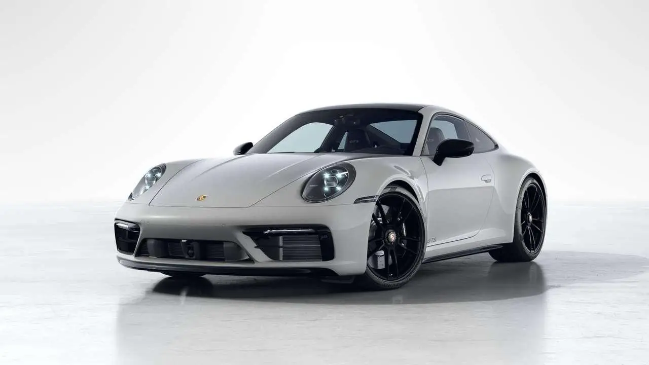 Photo 1 : Porsche 992 2023 Essence