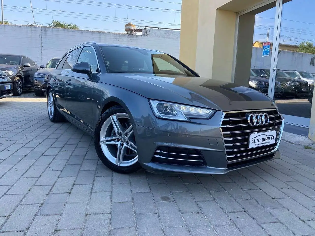 Photo 1 : Audi A4 2017 Diesel