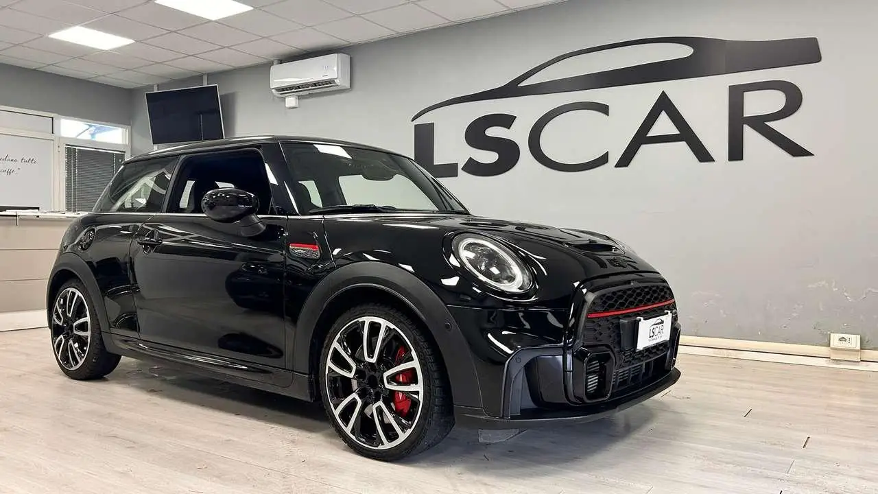 Photo 1 : Mini John Cooper Works 2021 Essence