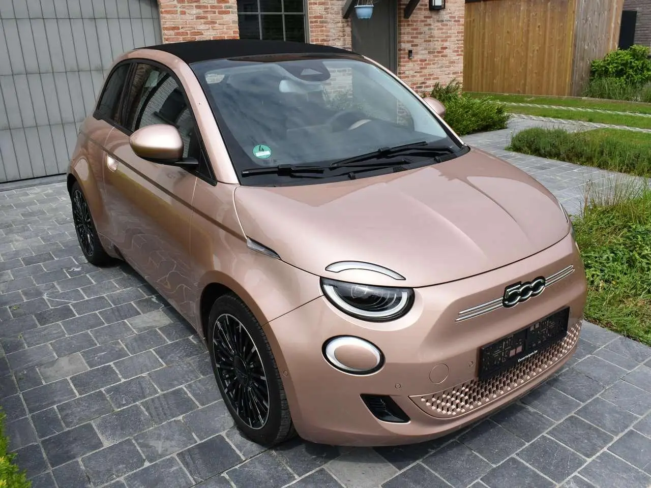 Photo 1 : Fiat 500c 2021 Électrique