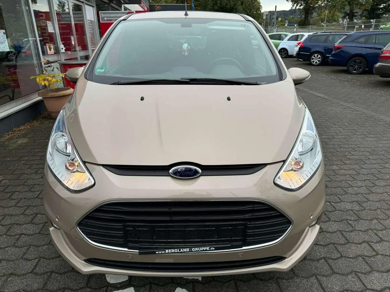 Photo 1 : Ford B-max 2017 Petrol