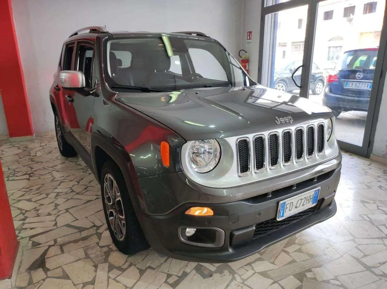 Photo 1 : Jeep Renegade 2016 Diesel