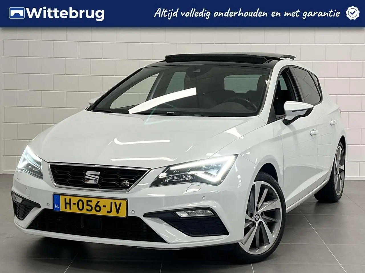 Photo 1 : Seat Leon 2017 Petrol