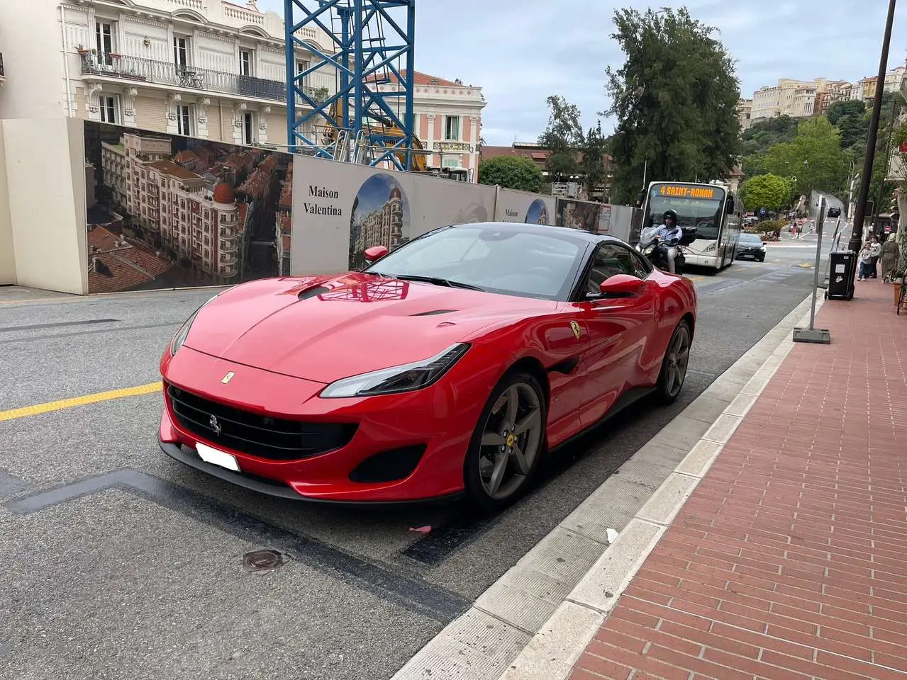 Photo 1 : Ferrari Portofino 2019 Essence