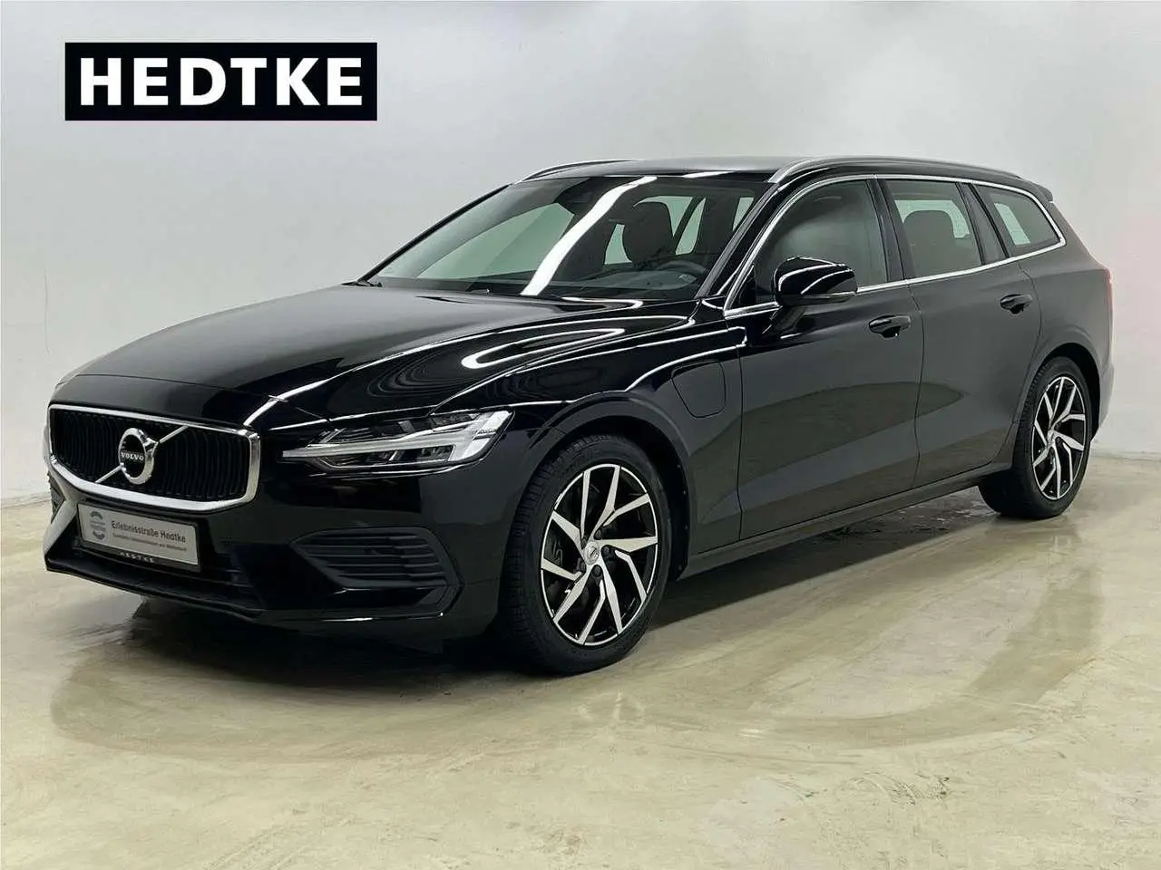 Photo 1 : Volvo V60 2020 Hybride