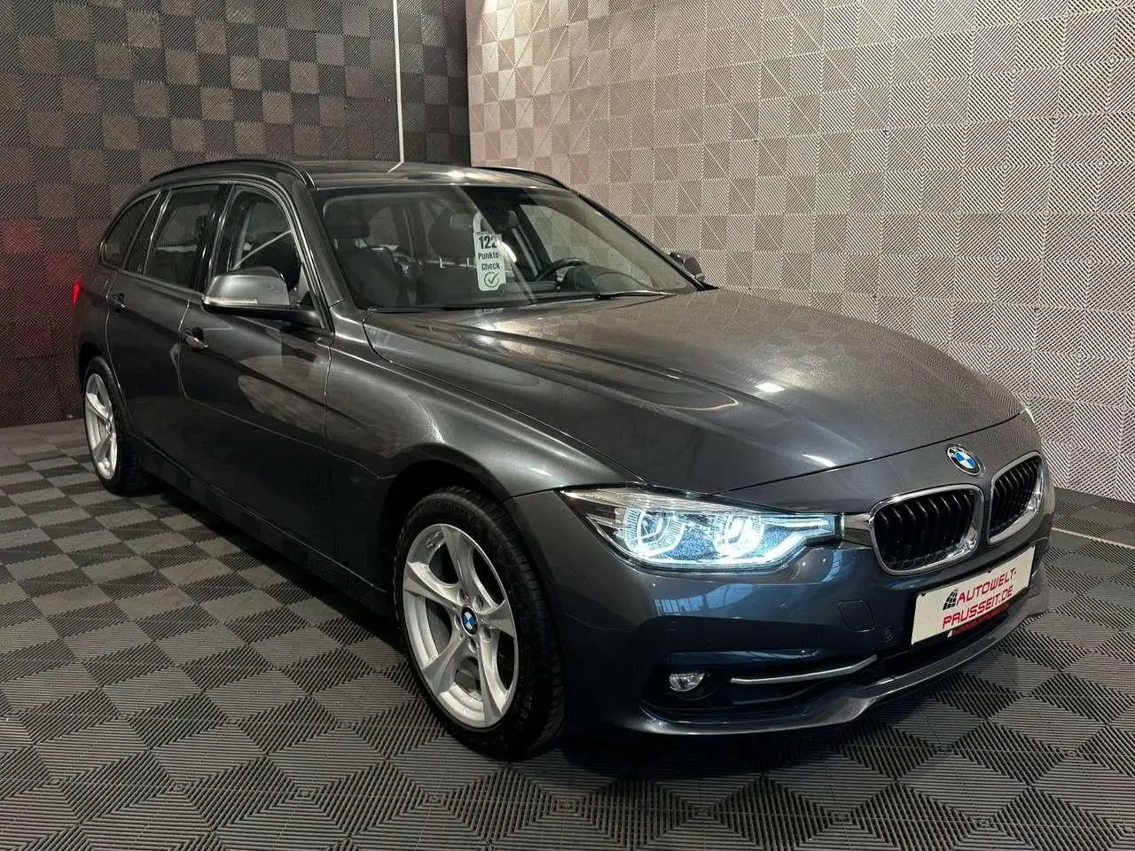 Photo 1 : Bmw Serie 3 2018 Petrol