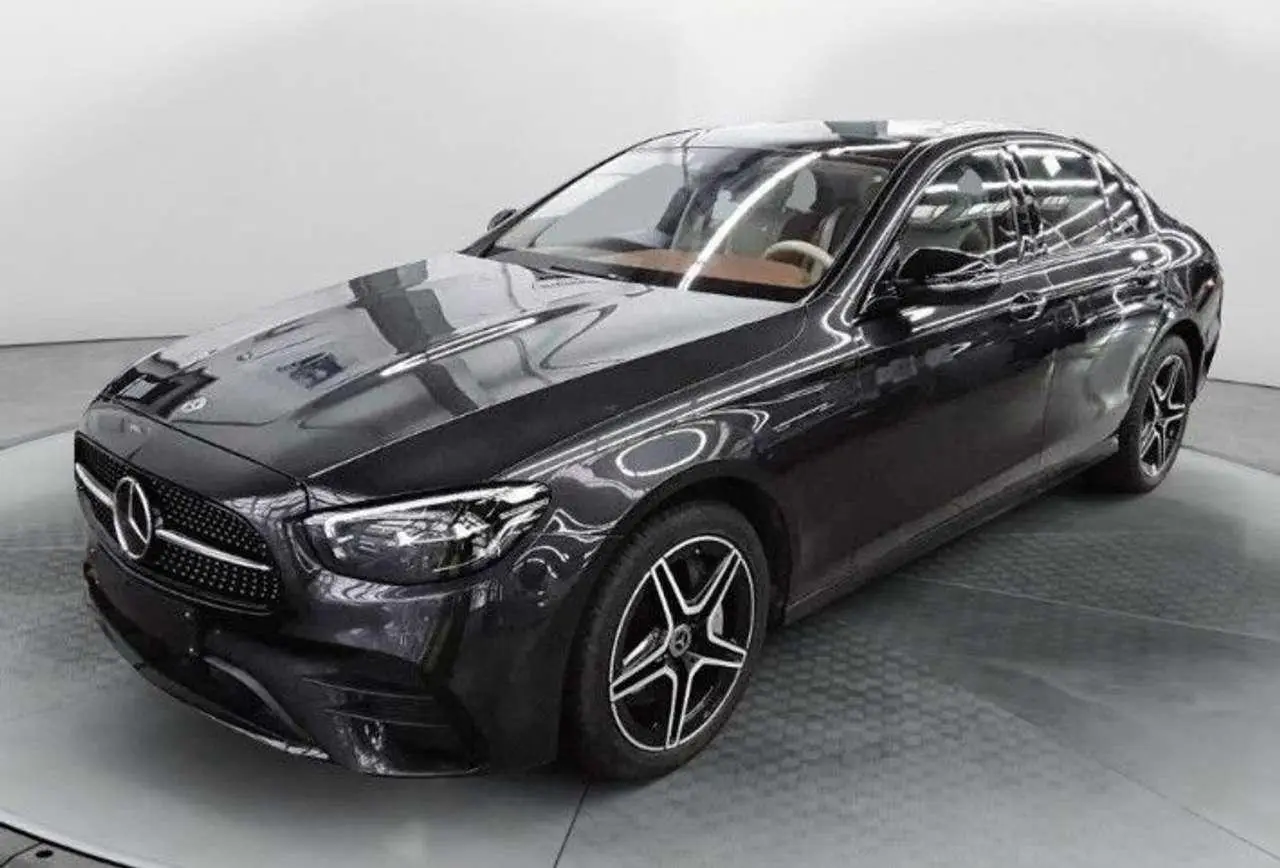 Photo 1 : Mercedes-benz Classe E 2021 Hybrid