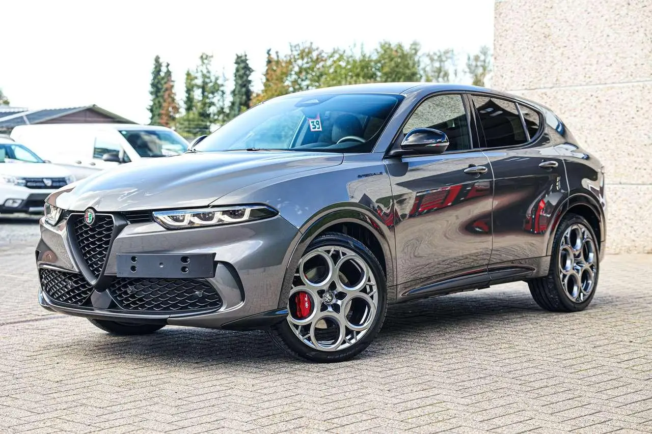 Photo 1 : Alfa Romeo Tonale 2022 Hybrid