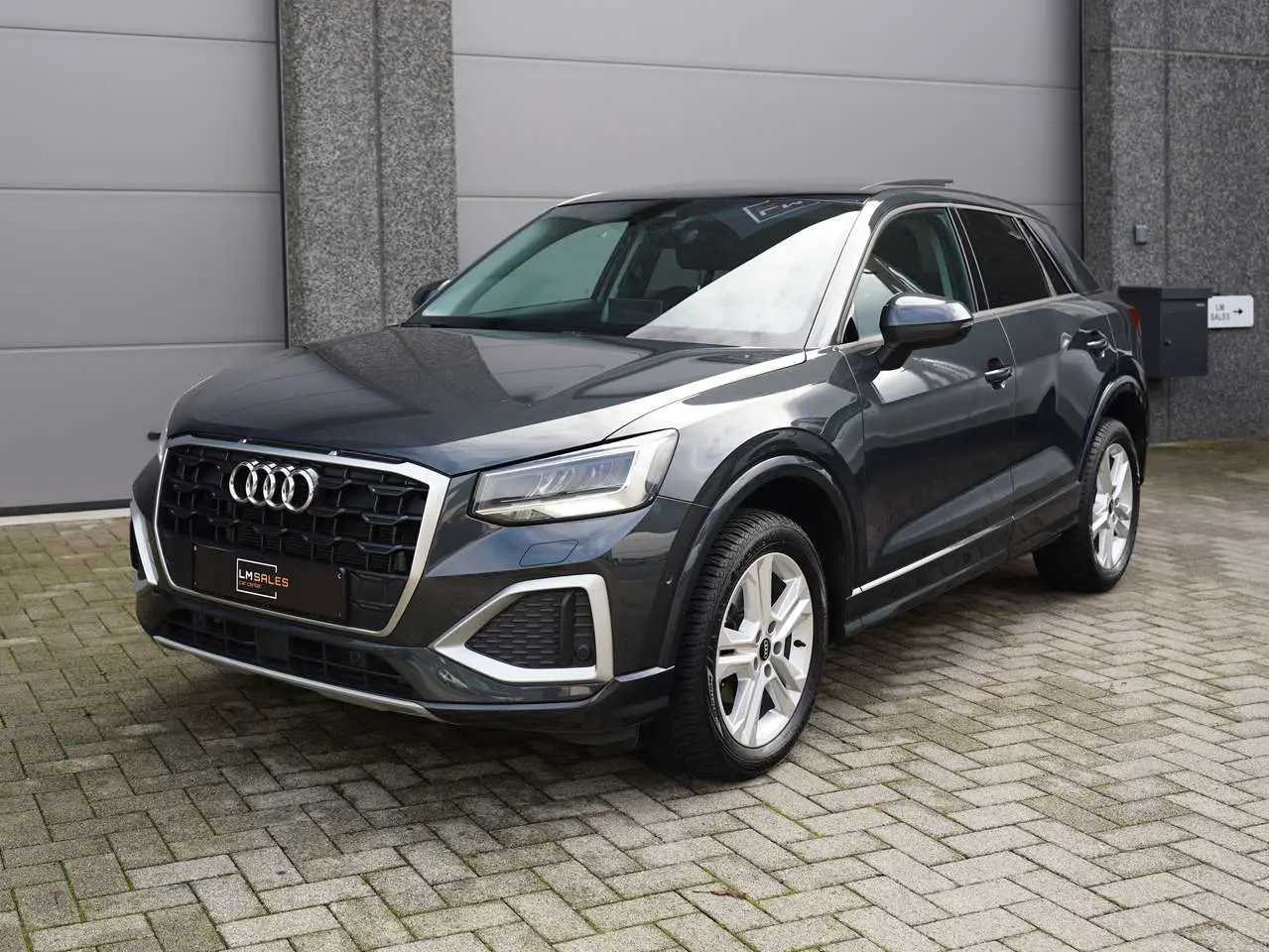 Photo 1 : Audi Q2 2023 Petrol