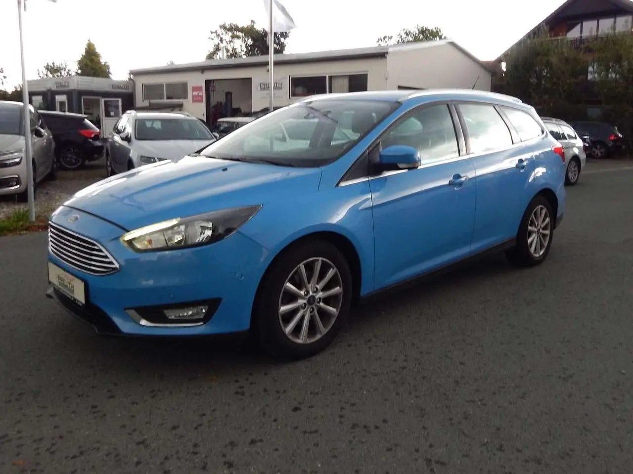 Photo 1 : Ford Focus 2017 Petrol