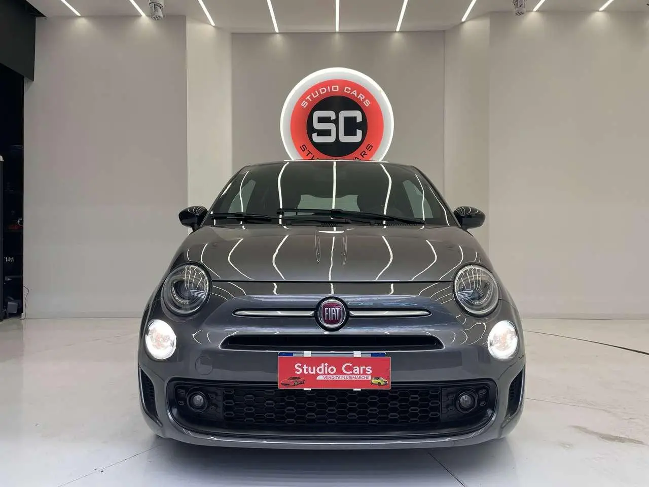 Photo 1 : Fiat 500 2021 Hybrid