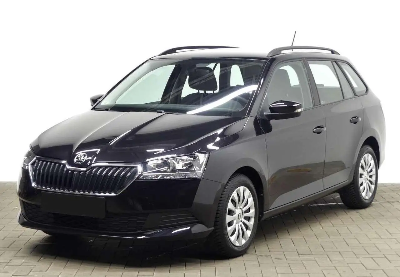 Photo 1 : Skoda Fabia 2022 Petrol