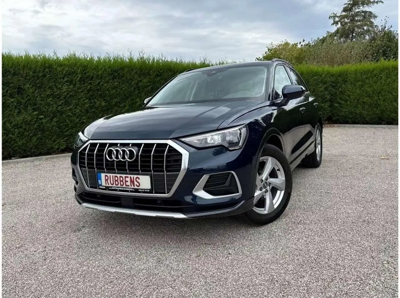 Photo 1 : Audi Q3 2020 Hybrid