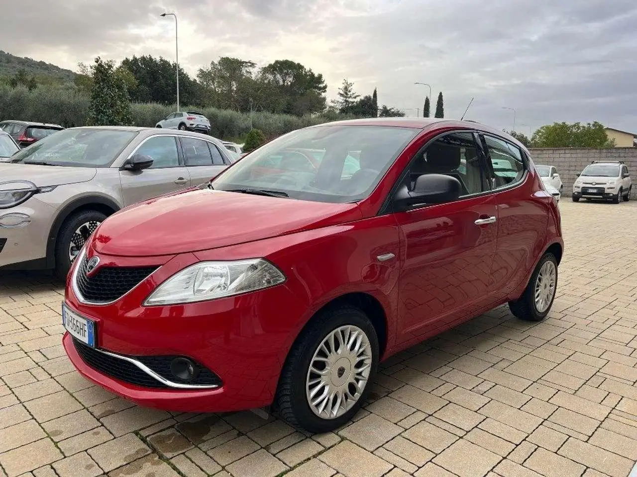 Photo 1 : Lancia Ypsilon 2016 Diesel