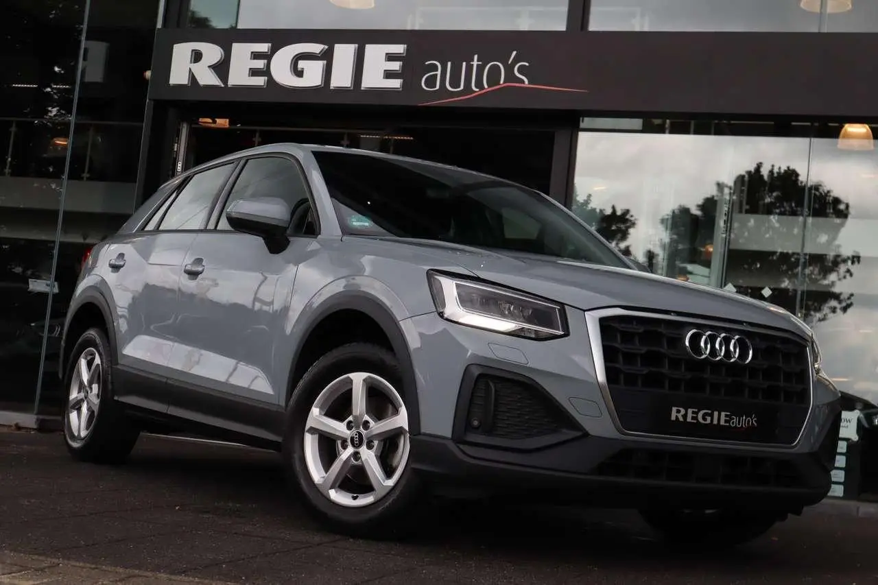 Photo 1 : Audi Q2 2021 Petrol