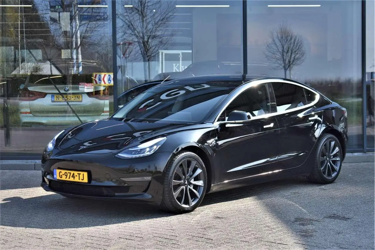 Photo 1 : Tesla Model 3 2020 Electric