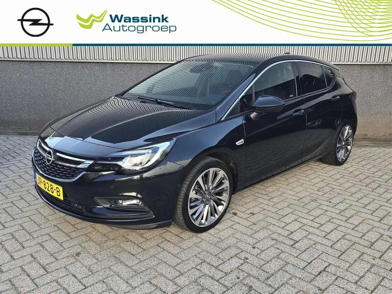 Photo 1 : Opel Astra 2016 Essence