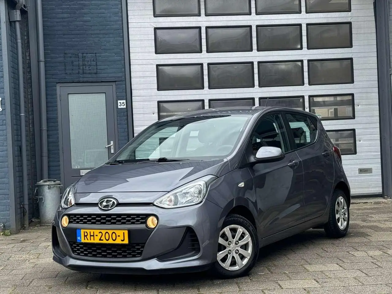 Photo 1 : Hyundai I10 2018 Petrol