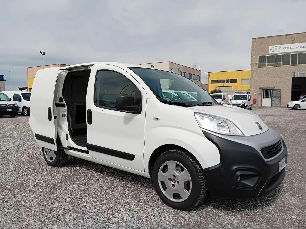 Photo 1 : Fiat Fiorino 2019 Diesel