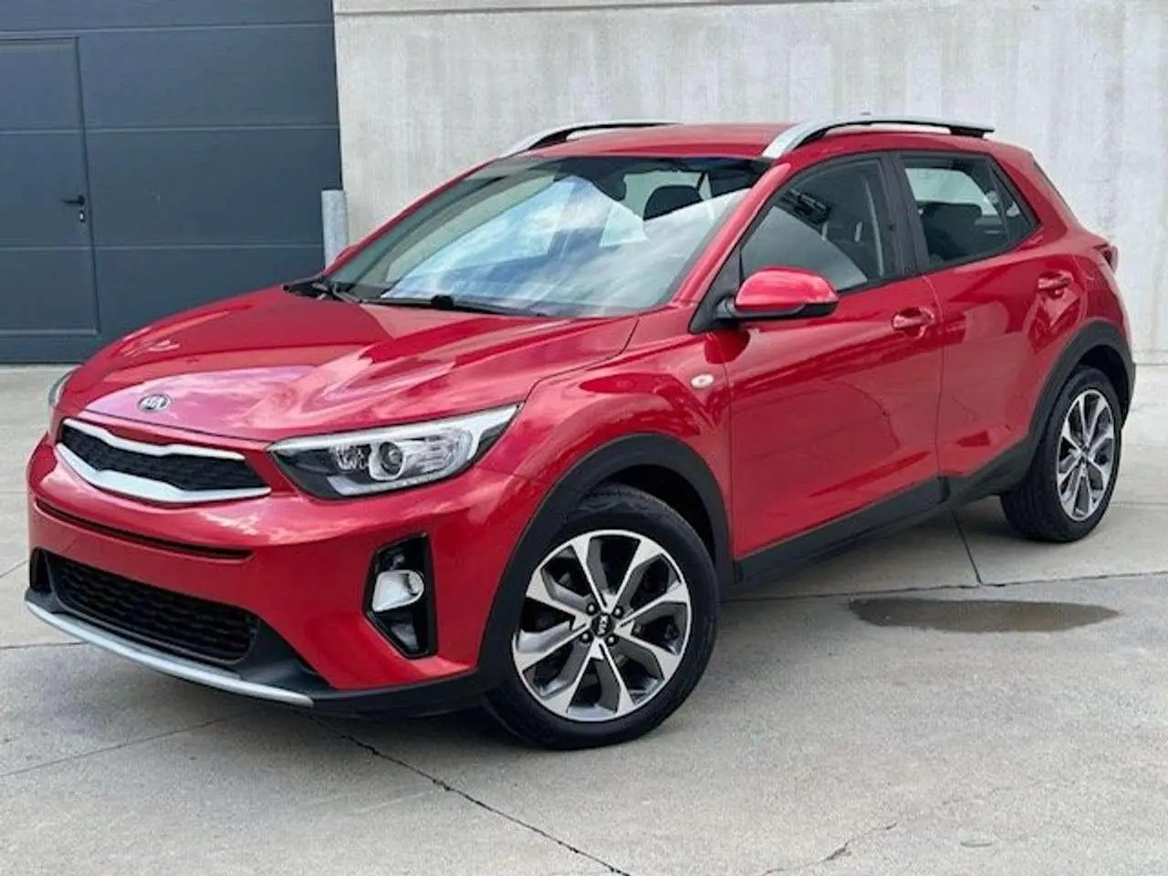 Photo 1 : Kia Stonic 2020 Essence