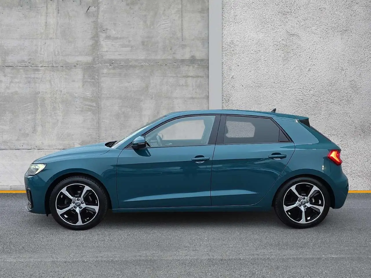 Photo 1 : Audi A1 2020 Petrol