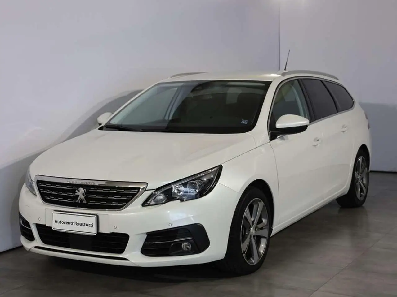 Photo 1 : Peugeot 308 2019 Diesel