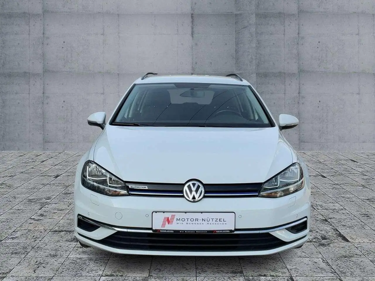 Photo 1 : Volkswagen Golf 2020 Petrol