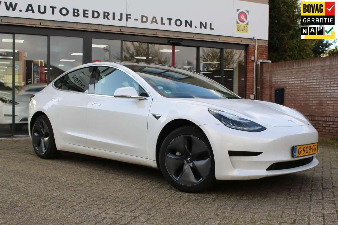 Photo 1 : Tesla Model 3 2019 Electric