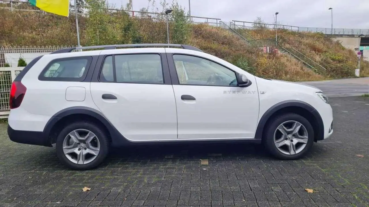 Photo 1 : Dacia Logan 2020 LPG