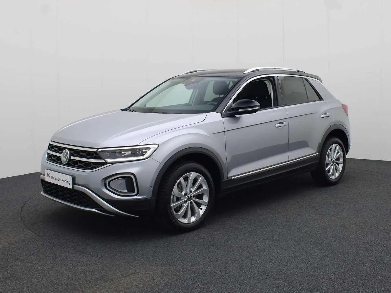 Photo 1 : Volkswagen T-roc 2024 Essence