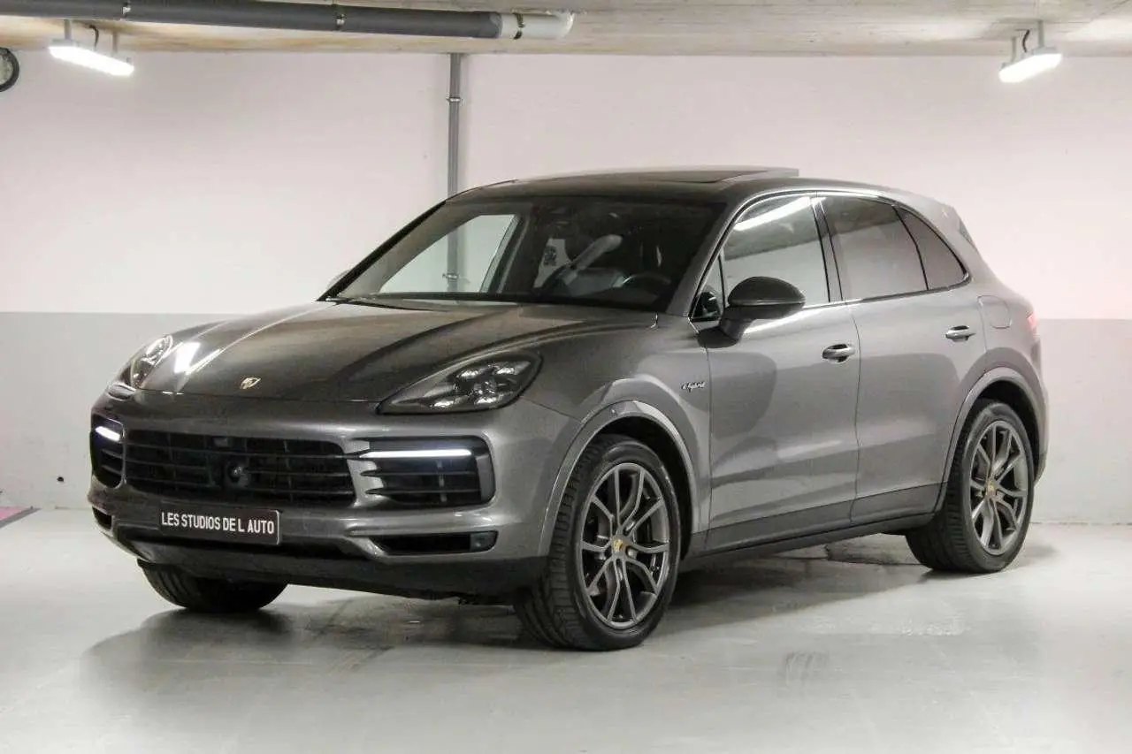 Photo 1 : Porsche Cayenne 2019 Hybride