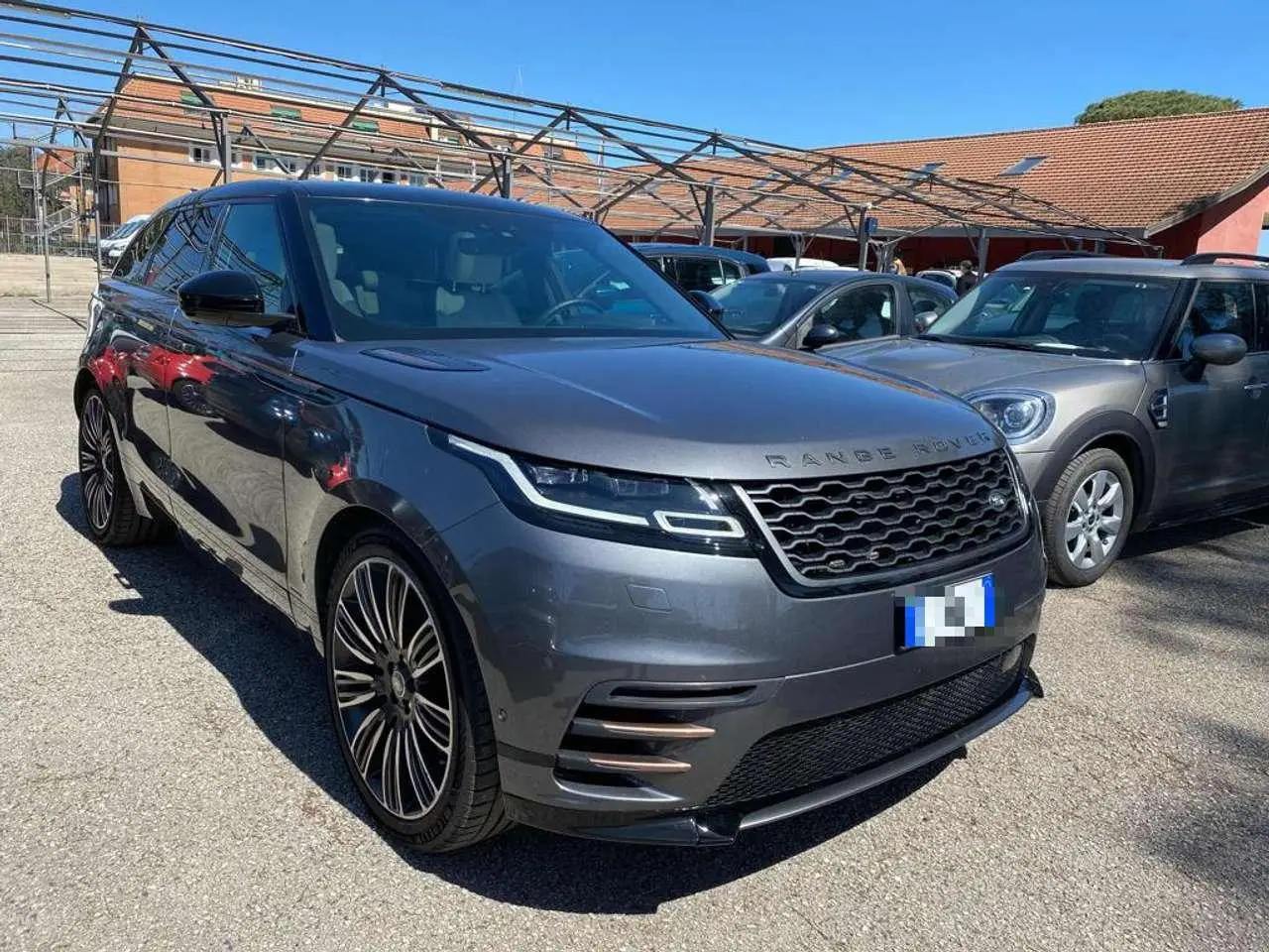 Photo 1 : Land Rover Range Rover Velar 2017 Diesel