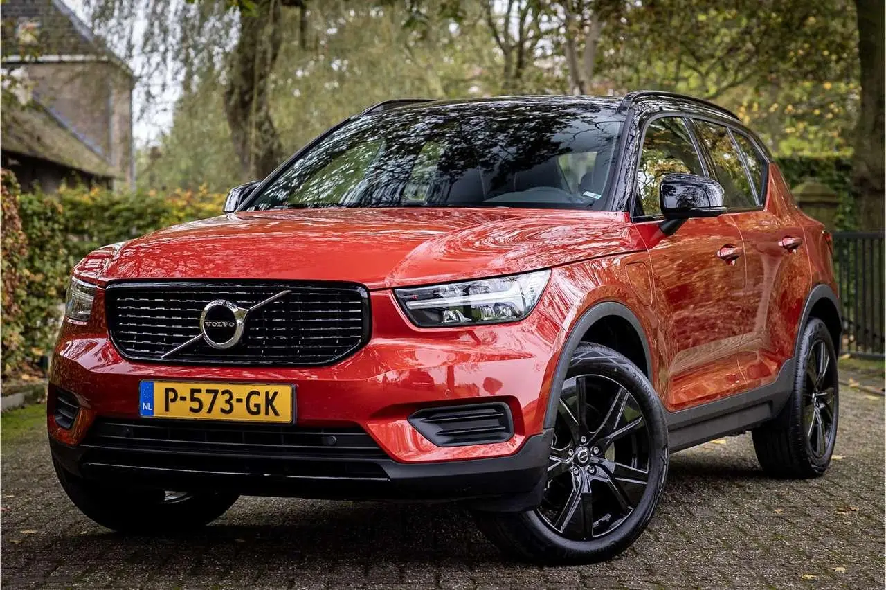 Photo 1 : Volvo Xc40 2022 Hybride