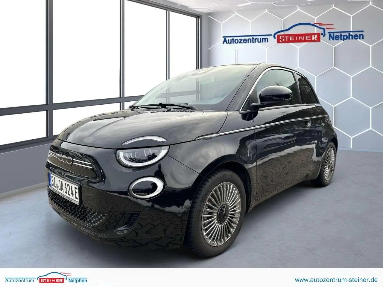 Photo 1 : Fiat 500 2023 Électrique