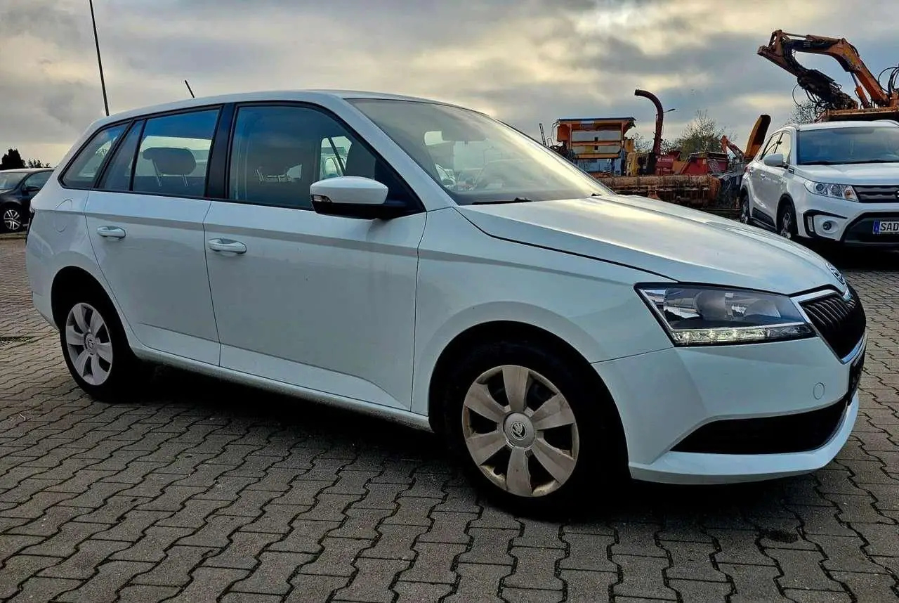 Photo 1 : Skoda Fabia 2018 Essence