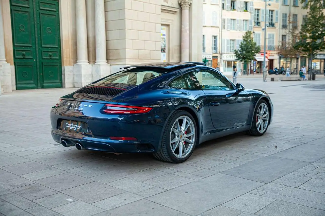 Photo 1 : Porsche 911 2017 Essence