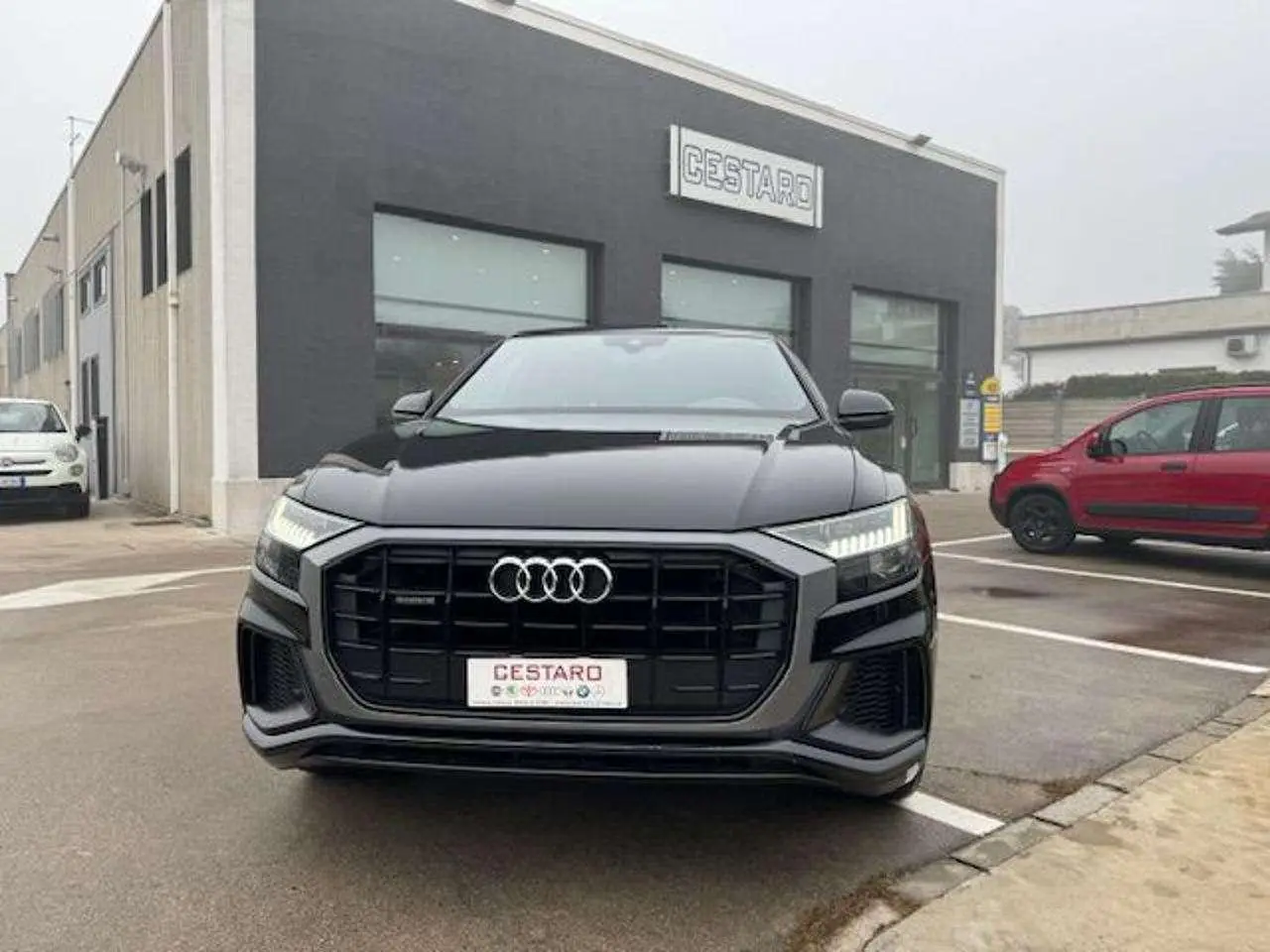 Photo 1 : Audi Q8 2019 Hybrid