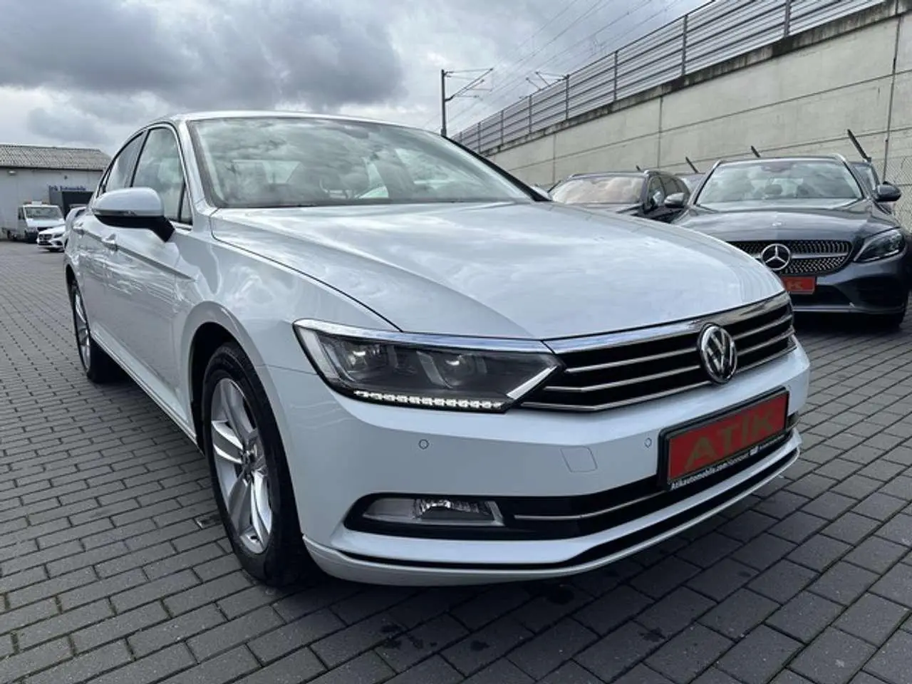 Photo 1 : Volkswagen Passat 2019 Diesel