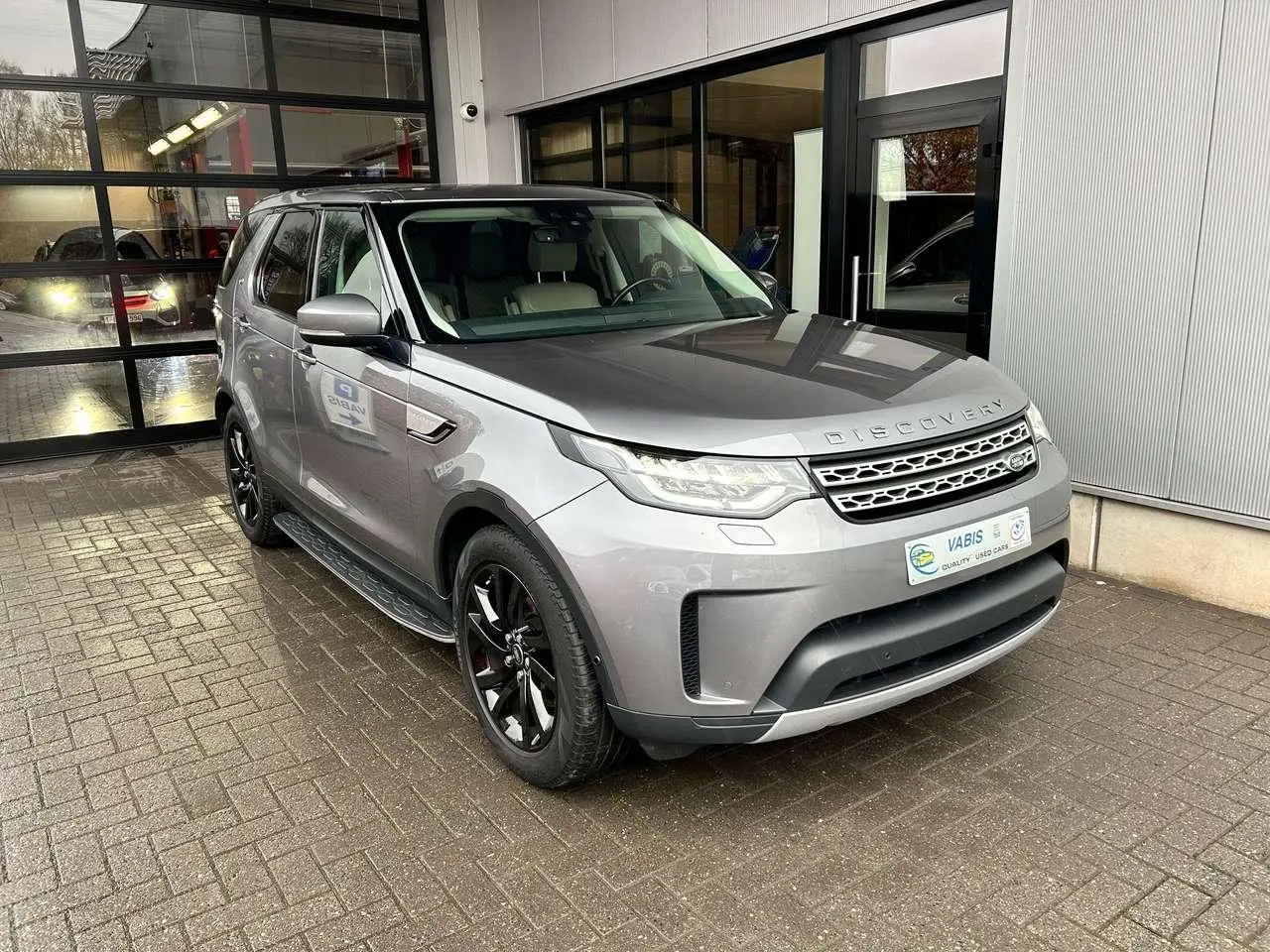 Photo 1 : Land Rover Discovery 2020 Petrol