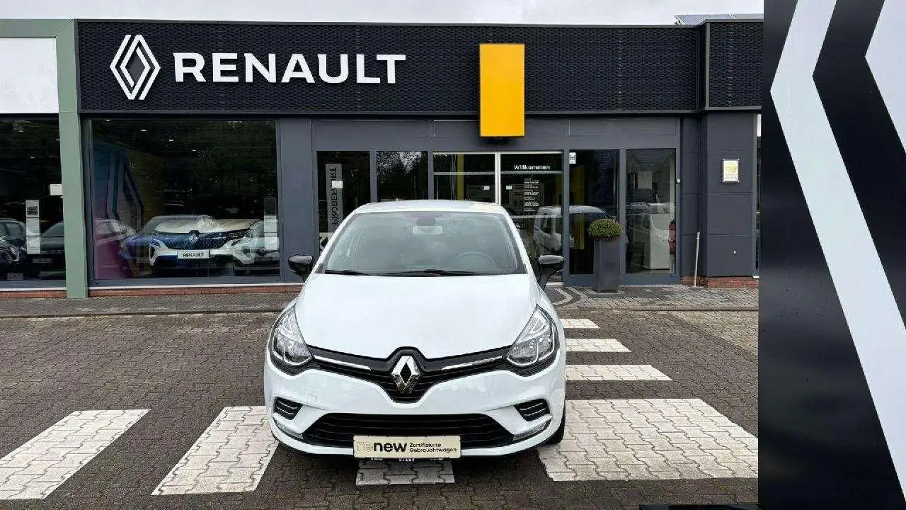 Photo 1 : Renault Clio 2017 Petrol