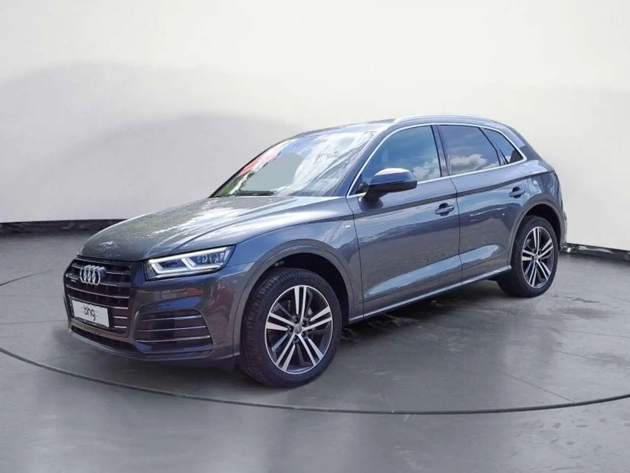 Photo 1 : Audi Q5 2020 Hybrid