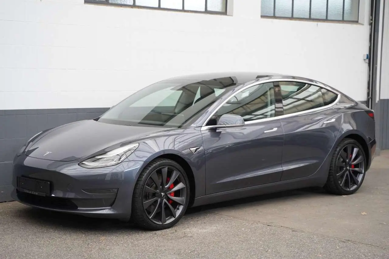 Photo 1 : Tesla Model 3 2020 Électrique