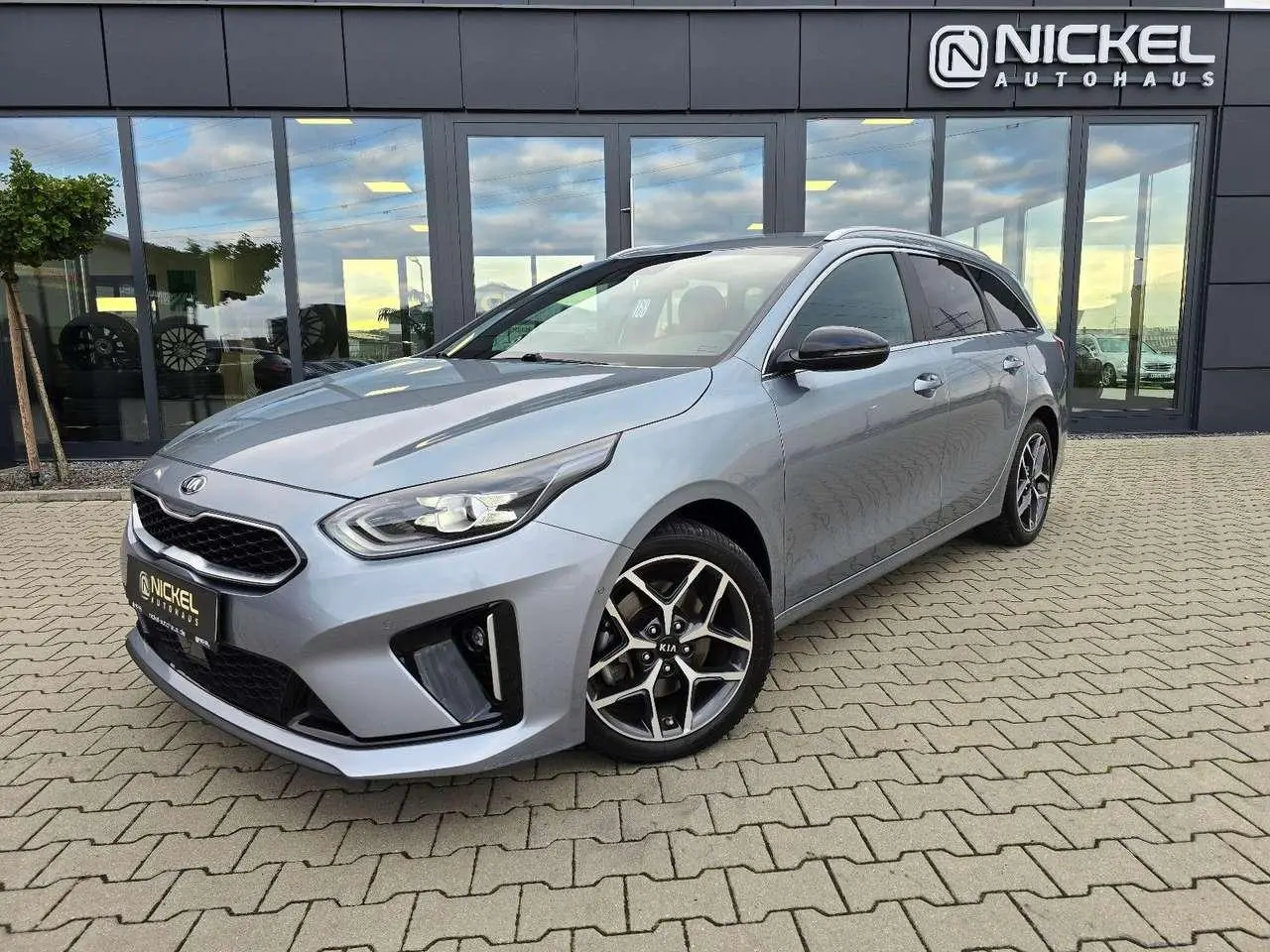 Photo 1 : Kia Ceed 2020 Petrol