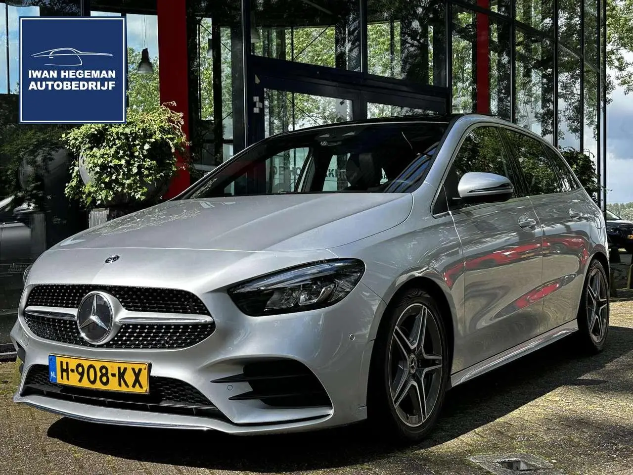 Photo 1 : Mercedes-benz Classe B 2020 Petrol