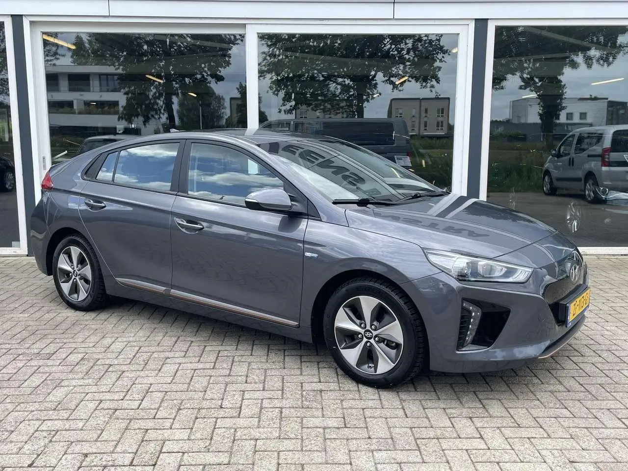 Photo 1 : Hyundai Ioniq 2019 Electric