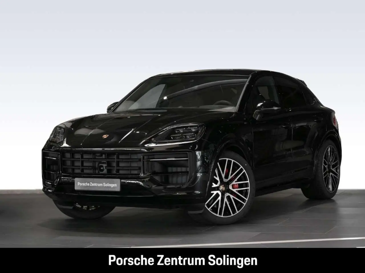 Photo 1 : Porsche Cayenne 2024 Essence