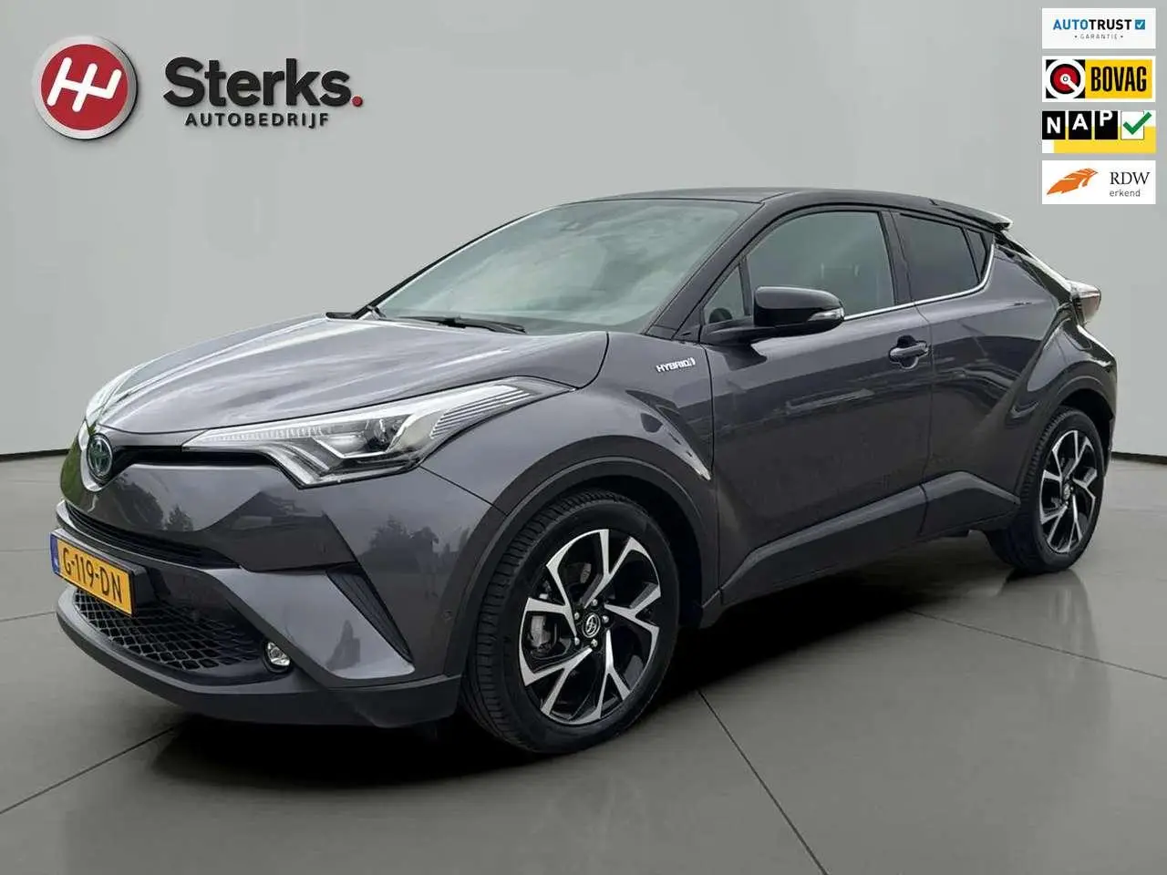 Photo 1 : Toyota C-hr 2019 Hybrid