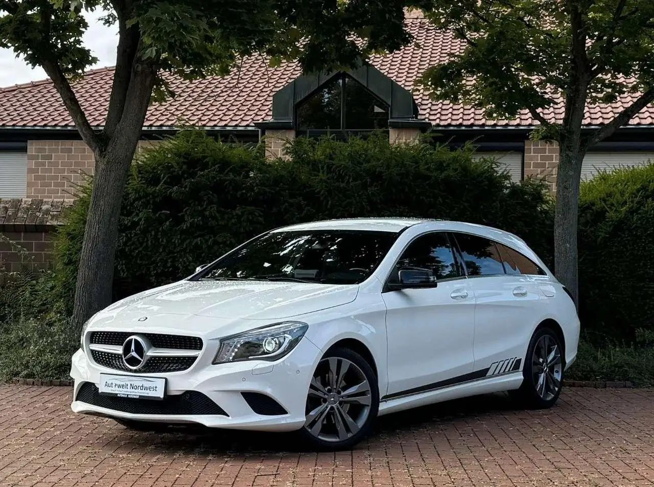 Photo 1 : Mercedes-benz Classe Cla 2015 Essence