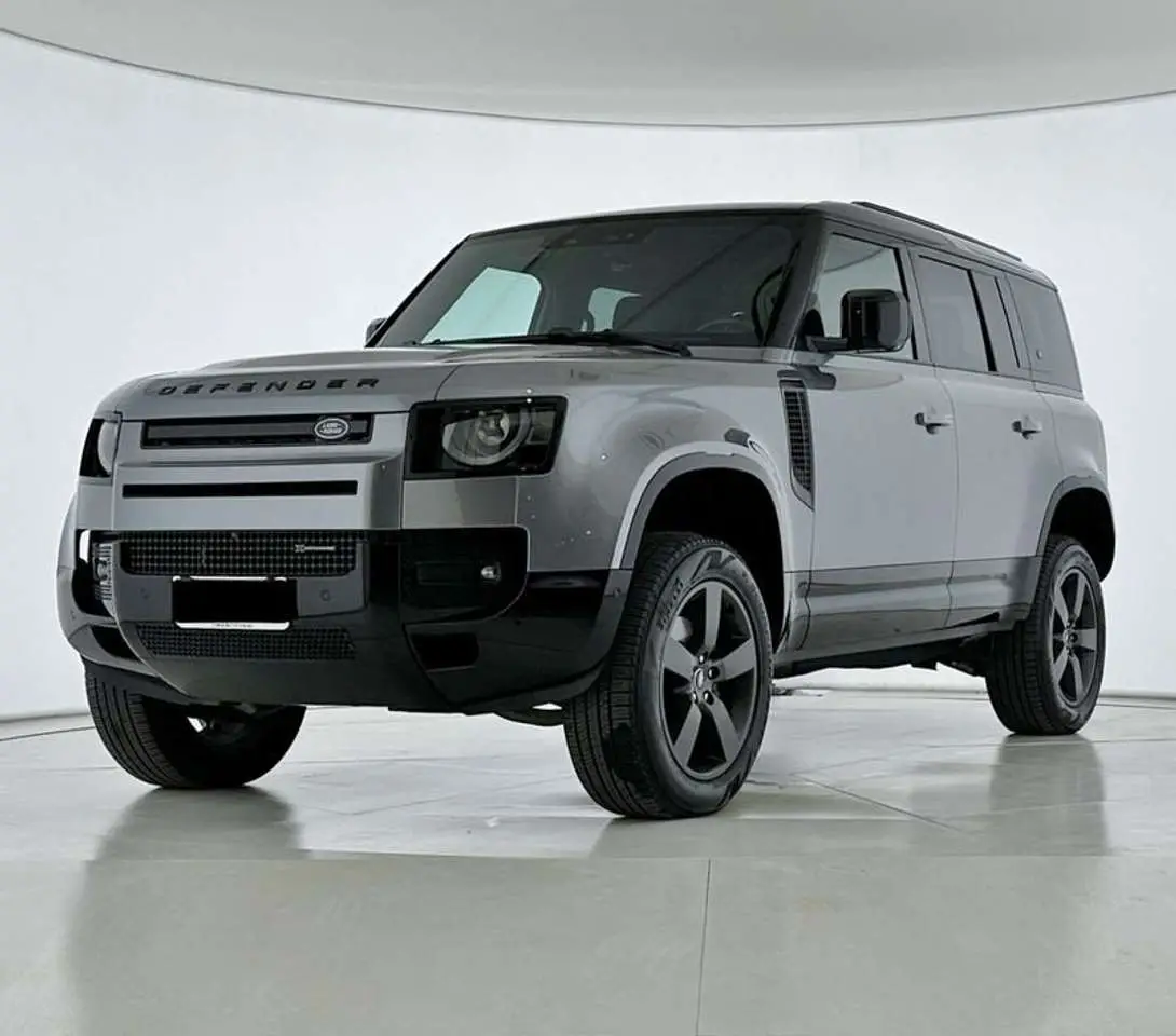 Photo 1 : Land Rover Defender 2022 Hybride