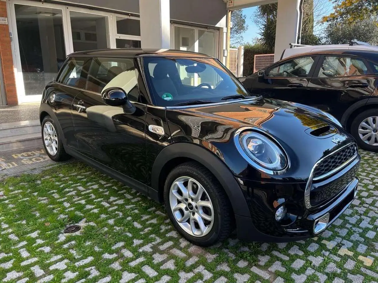 Photo 1 : Mini Cooper 2019 Petrol